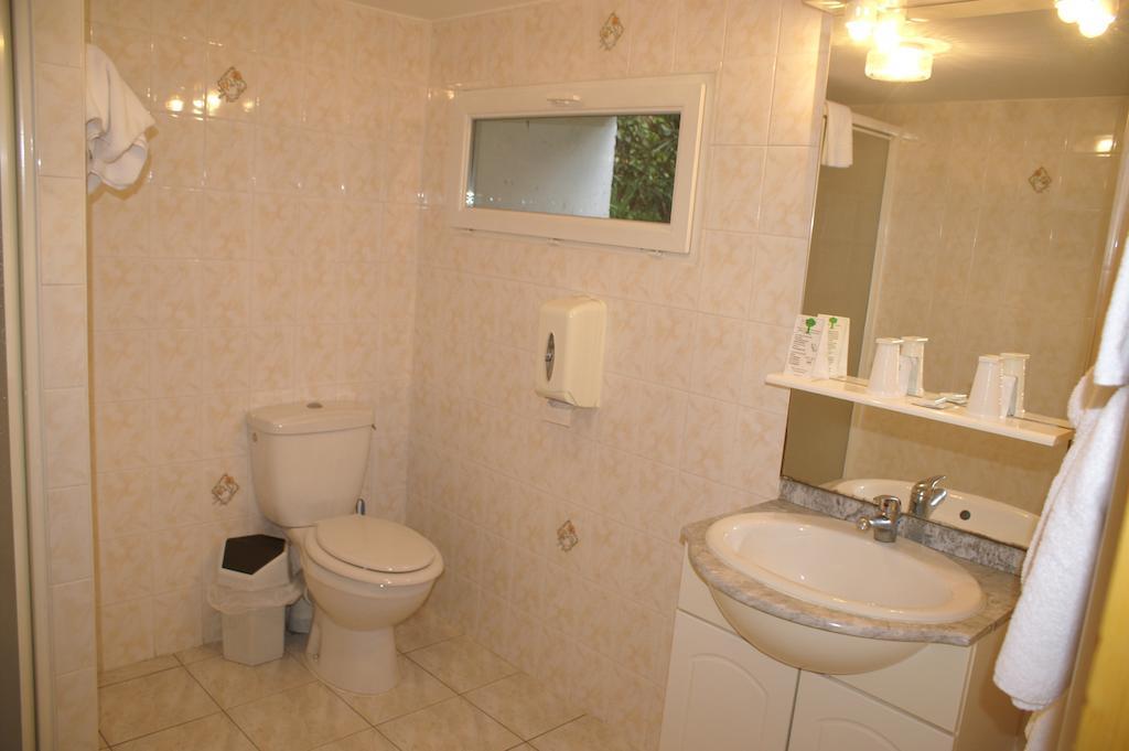Hotel Celeste Bagnères-de-Luchon 部屋 写真