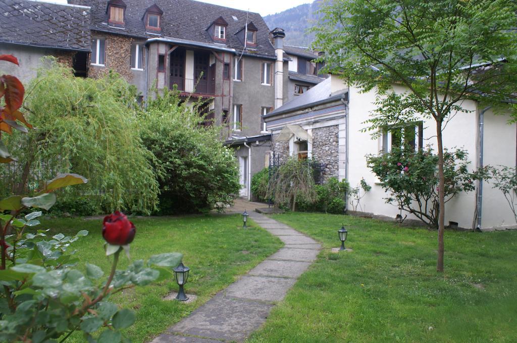 Hotel Celeste Bagnères-de-Luchon エクステリア 写真